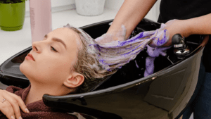 correct way of applying purple shampoo