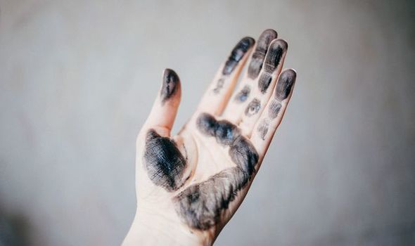 Scrubbing hair dye off your hands is a hassle, so do not use your bare hands